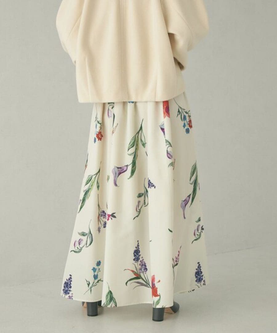 美品 EMMEL REFINESEフラワープリント ボリューム マキシスカート
