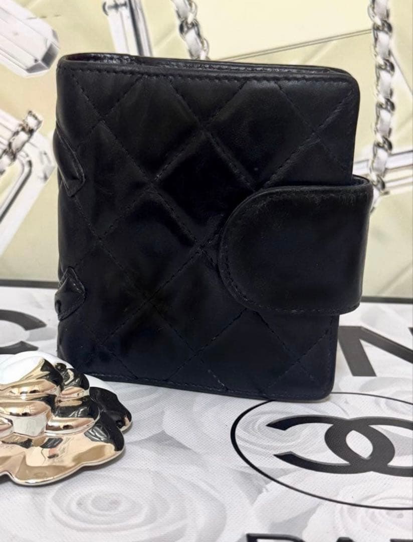 【美品】✨️CHANELシャネル二つ折り財布カンボンライン　マトラッセ①✨️
