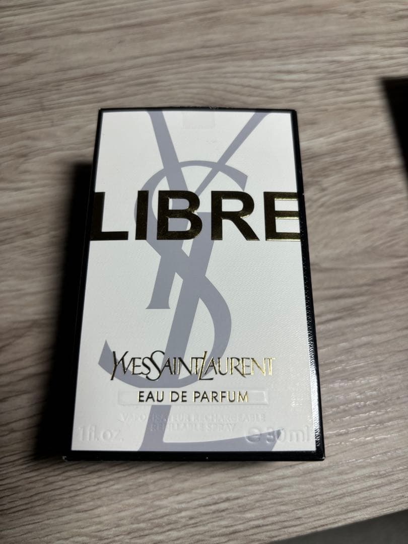 値下Yves Saint Laurent リブレ オーデパルファム 30ml
