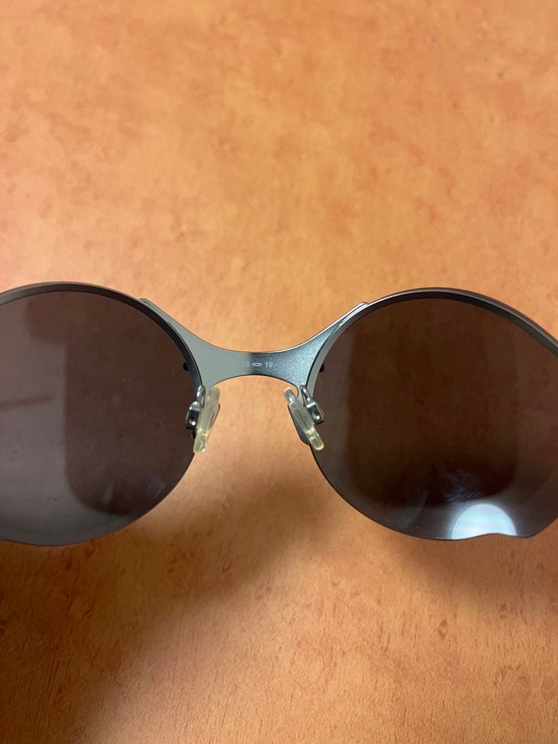 OAKLEY サングラス ブラックレンズ ケース付き