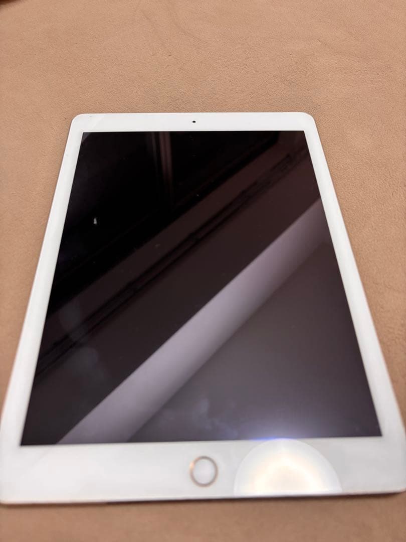 iPad Air 2 WiFi 128G 初期化済