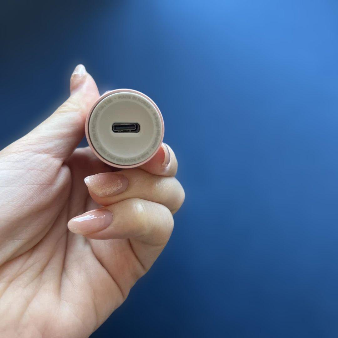 【美品】medicube BOOSTER PRO MINI 美顔器　ピンク