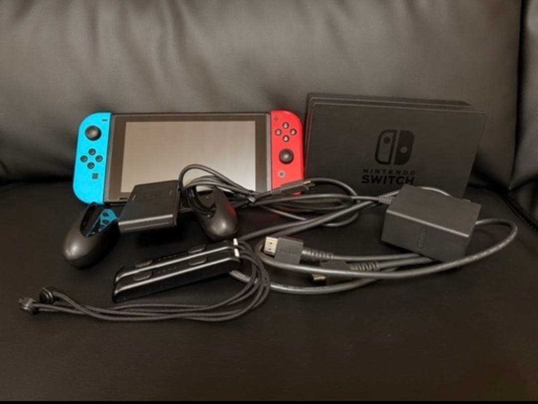 ニンテンドーSwitch 本体　SDカード付き