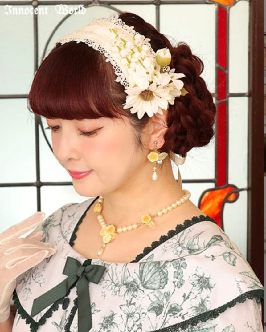 【美品】Innocent World　木漏れ日の中の鈴蘭ヘッドドレス　生成×生成