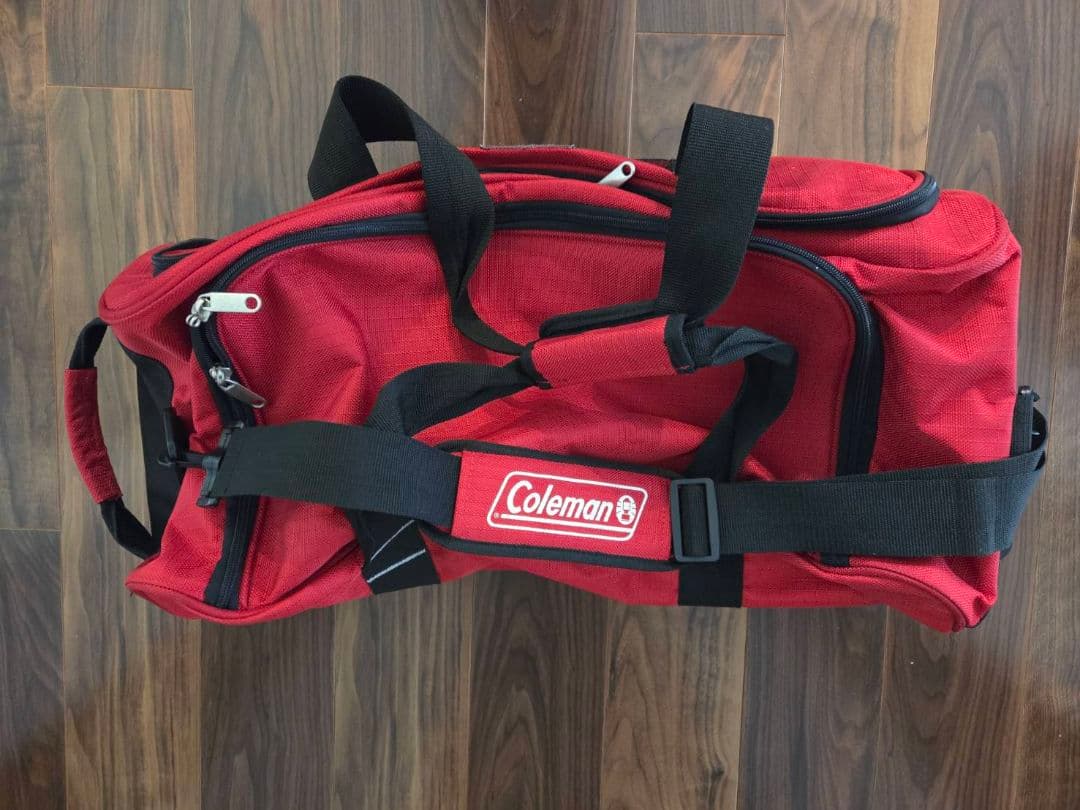 【美品】COLEMAN　70リットルボストンバッグ　赤
