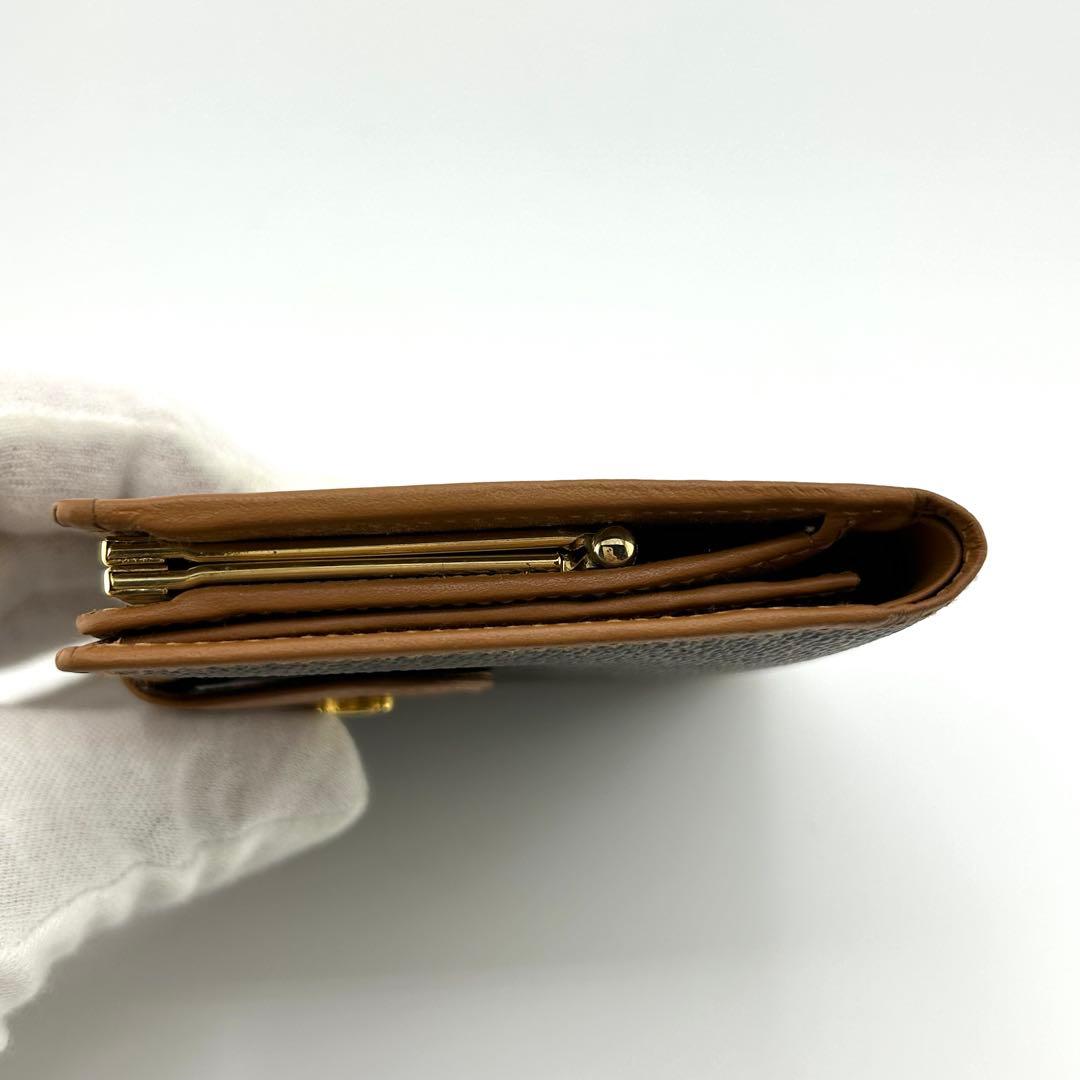 ✨極美品✨　セリーヌ　二つ折り　トリオンフ　マカダム　がま口　PVC レザー