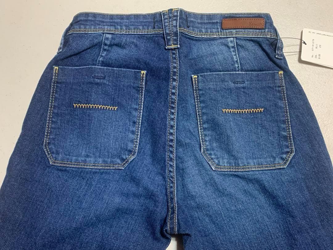 新品【ヤヌーク】ブーツカットデニム 23 定価¥25300
