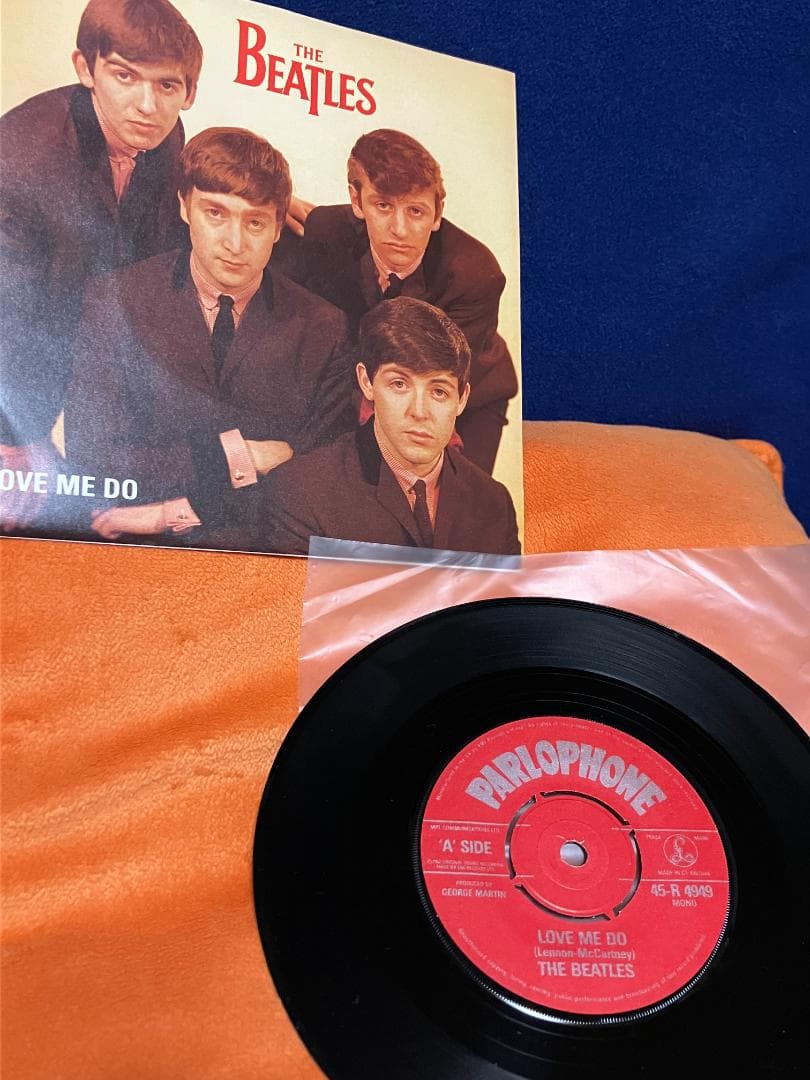 レア！UKレコード・The Beatles Singles Collection