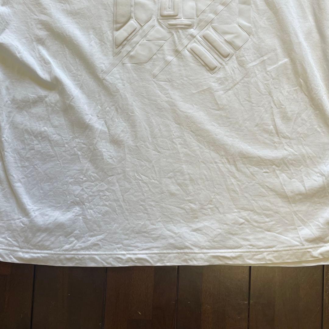 極美品✨エルメス 22SS Tシャツ 3D エンボス シュヴォーアシンメトリー