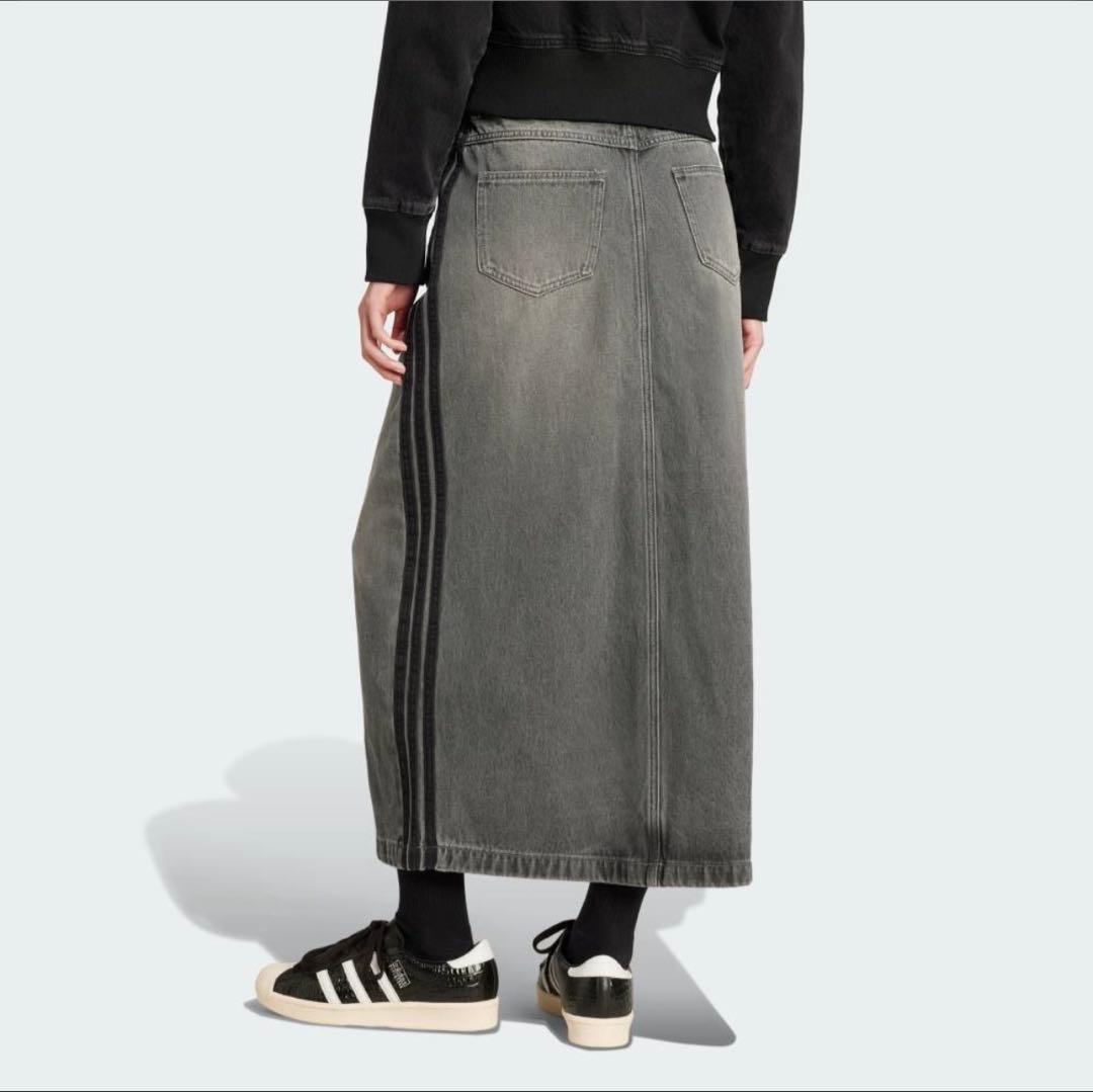 adidas アディカラー スリーストライプス デニム ペンシルスカート