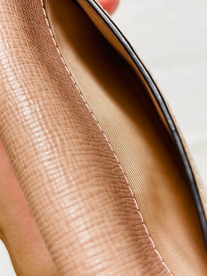 【FURLA】フルラ　名刺入れ カードケース ピンク 超美品❣️