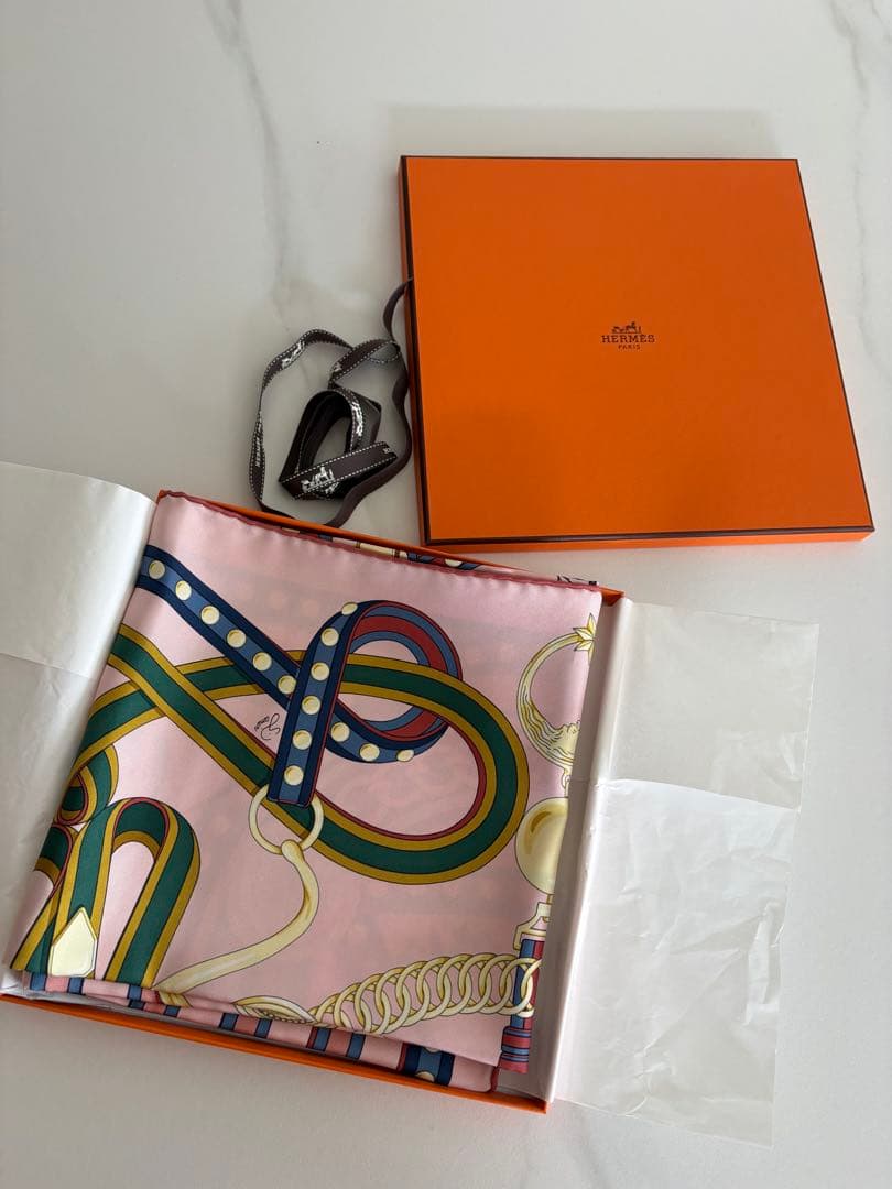 HERMES エルメス カレ 90 グラントゥラララ