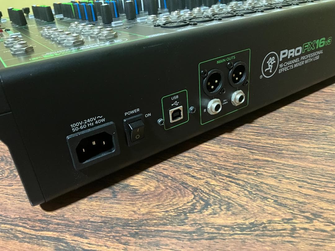 ☆高音質配信向けならコレ☆ Mackie ProFX16v3 マッキー ミキサー