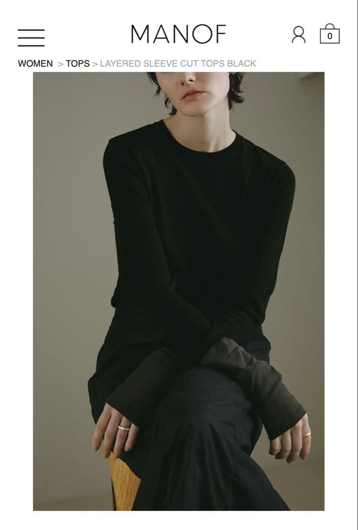 MANOF 　LAYERED SLEEVE CUT TOPS　ブラック