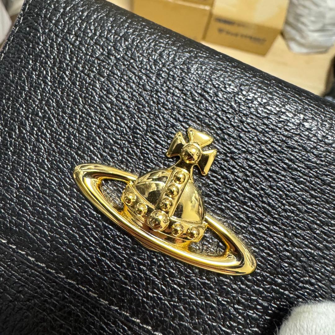 【新品】ヴィヴィアンウエストウッド 三つ折り　がま口　財布　レザー　オーブ 黒