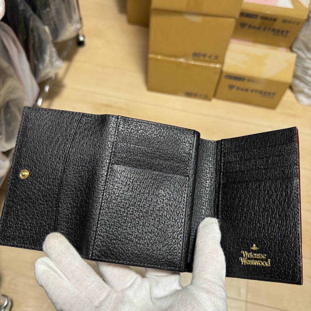 【新品】ヴィヴィアンウエストウッド 三つ折り　がま口　財布　レザー　オーブ 黒