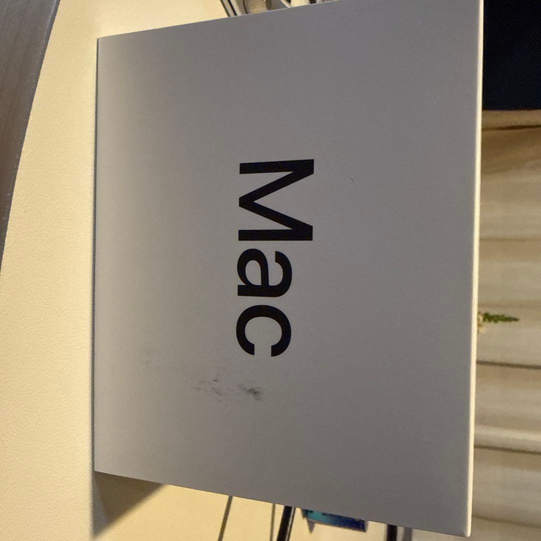 M4 Mac mini 256gb＋スタンド＋HDMIケーブル　＋USBポート