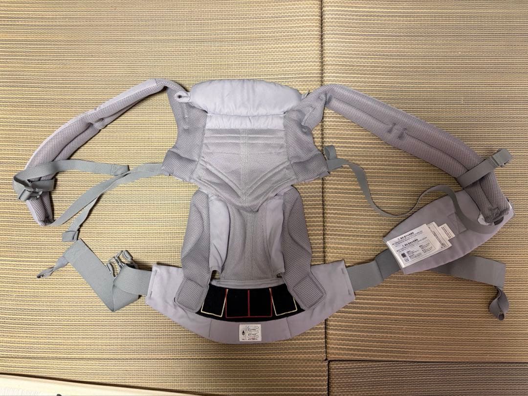 美品　エルゴベビー　オムニ360 クールエア　パールグレーメッシュ