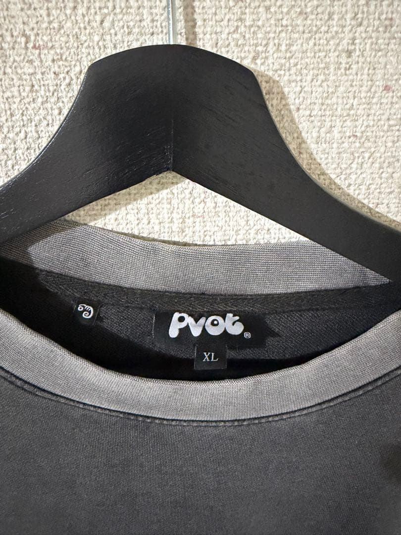 トップス Pvot Solitude Over Sized T-shirts