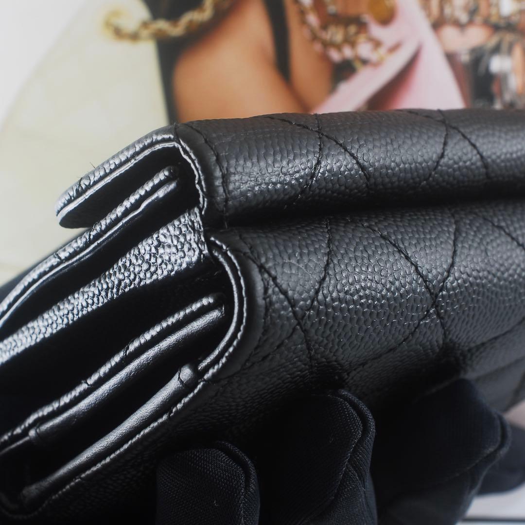 シャネル＊CHANEL＊キャビアスキン＊マトラッセ＊三つ折り財布＊ブラック＊ココ