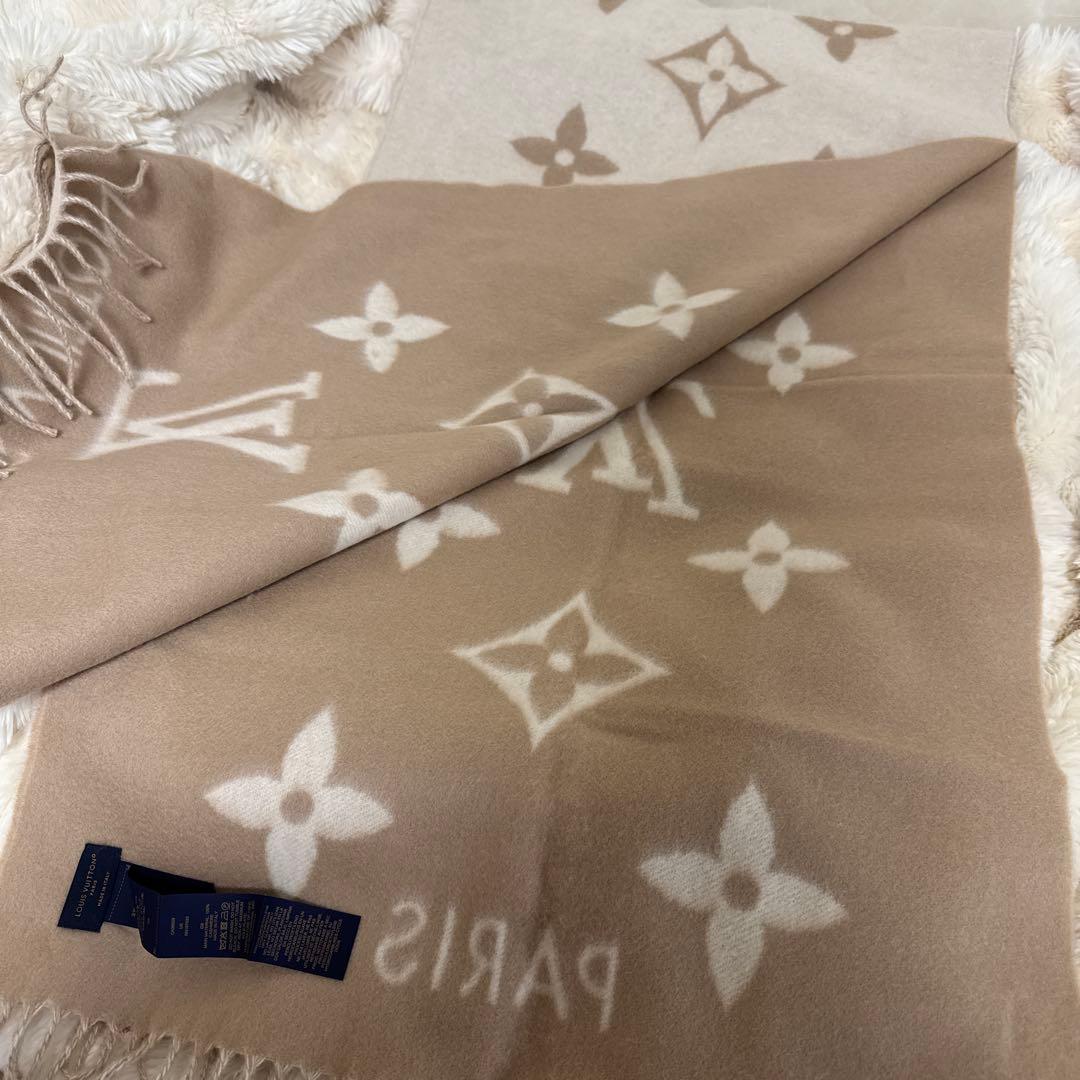 Louis Vuitton ベージュ マフラー