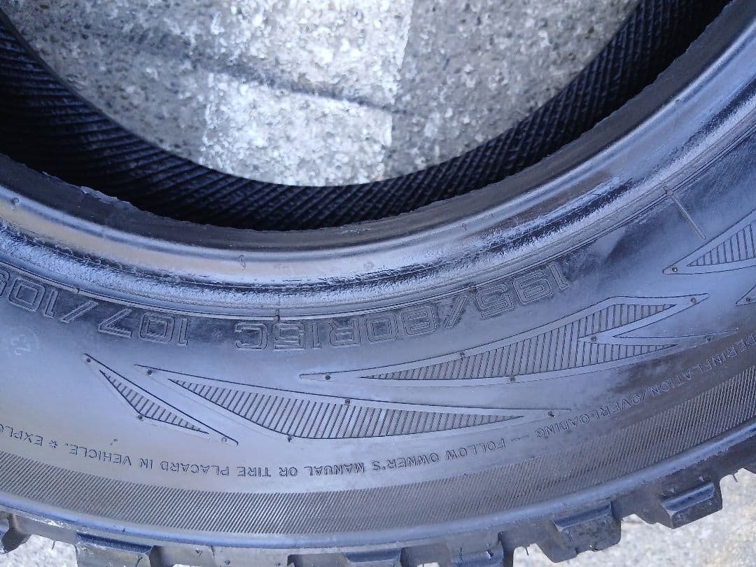 MUDSTAR M/T 195/80R15 107/105N LT 1本