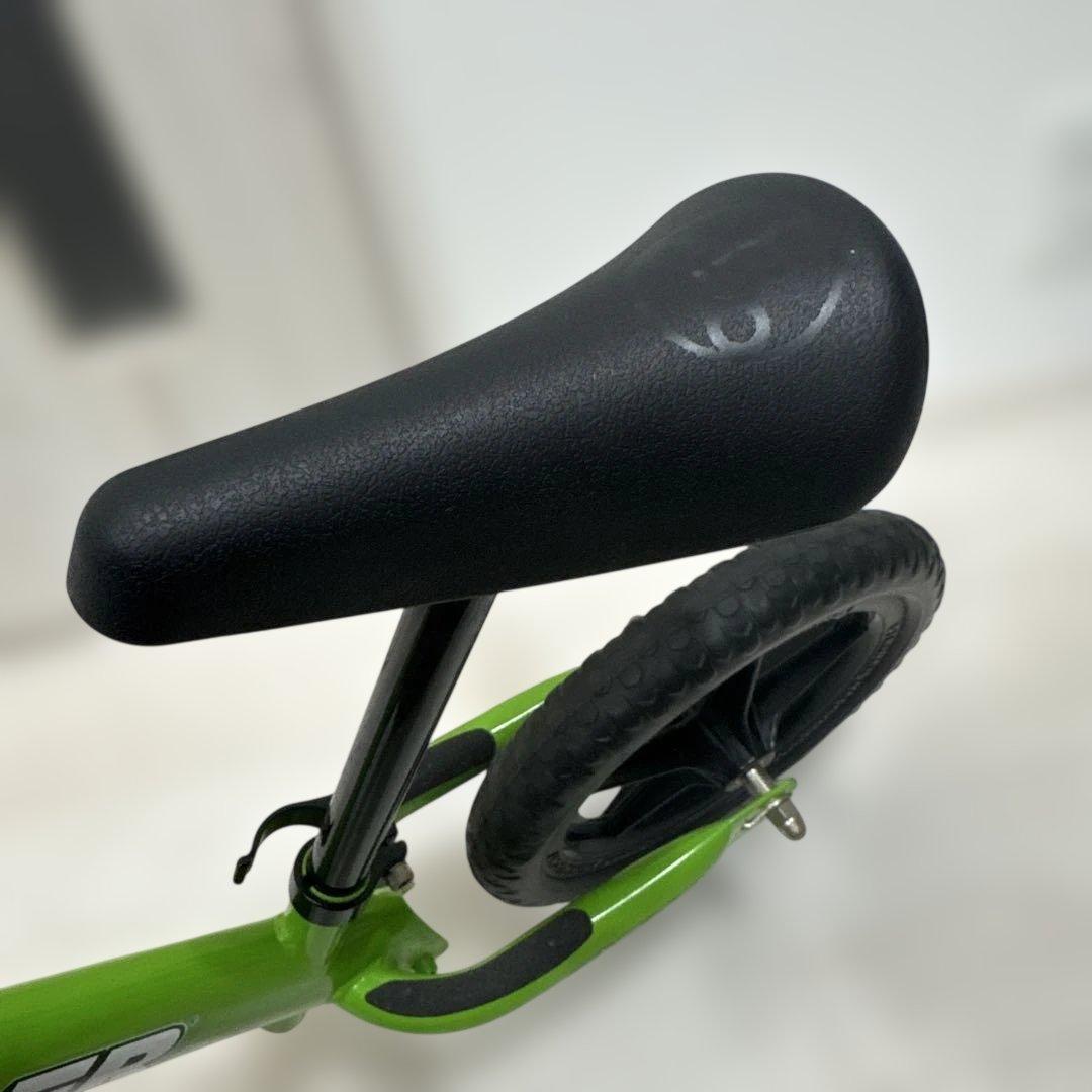 正規品 STRIDER 12 \"ストライダー スポーツ グリーン\ほぼ美品