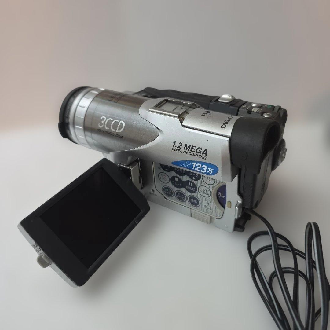 d*3様 ジャンク品　ビデオカメラ本体 6台セット