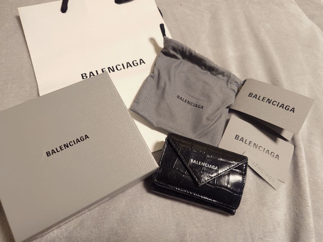 バレンシアガ　BALENCIAGA　クロコ型押し　三つ折り財布　ミニ財布
