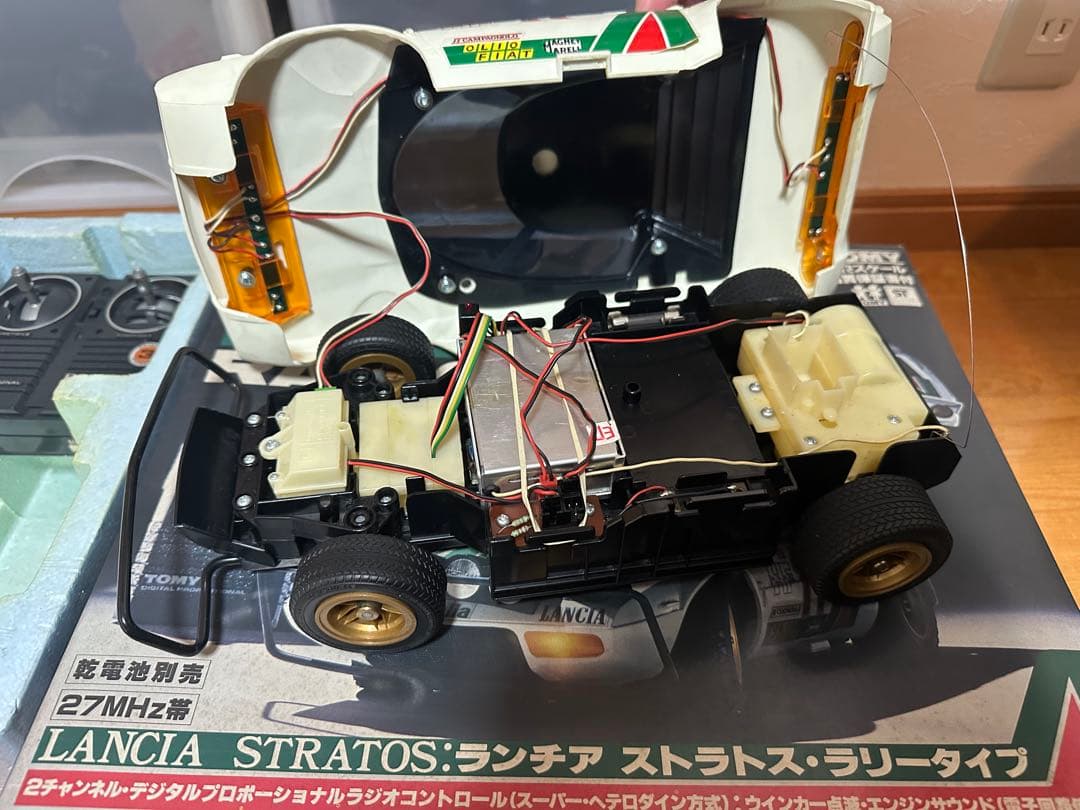 グ*ア様 TOMY RADICA A LANCIA STRATOS 27MHz