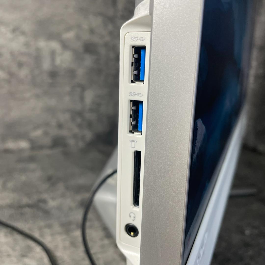 ★SSD Windows11 office2024 初期設定済すぐ使える★L
