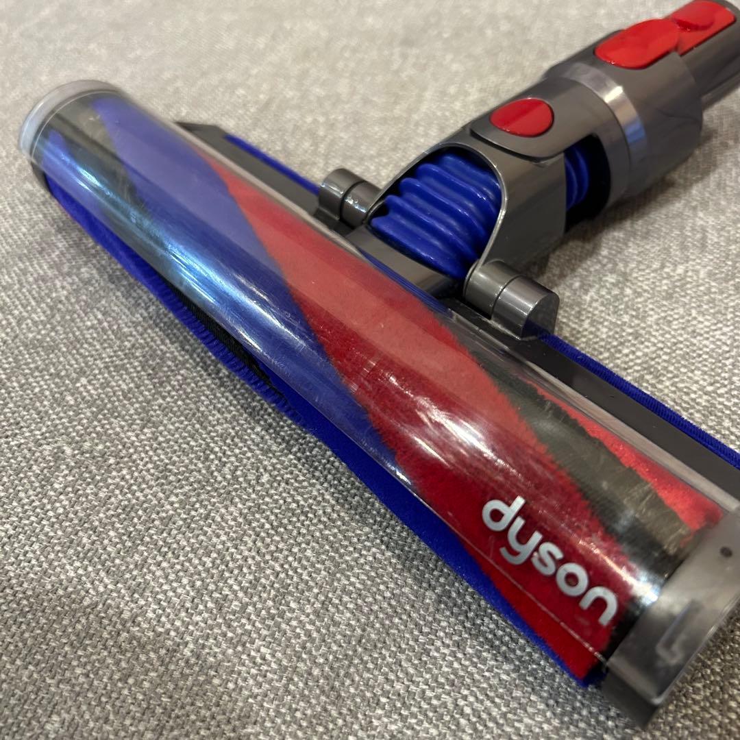 【美品】dyson v8 slim fluffyクリーナーヘッド