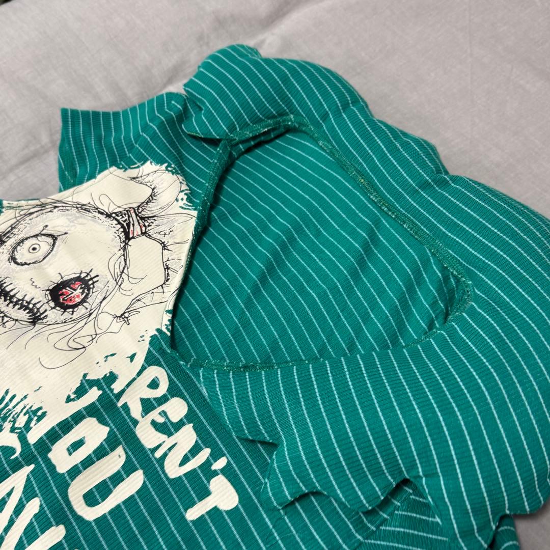ストライプ クロップドTシャツ Aren't you savin my life