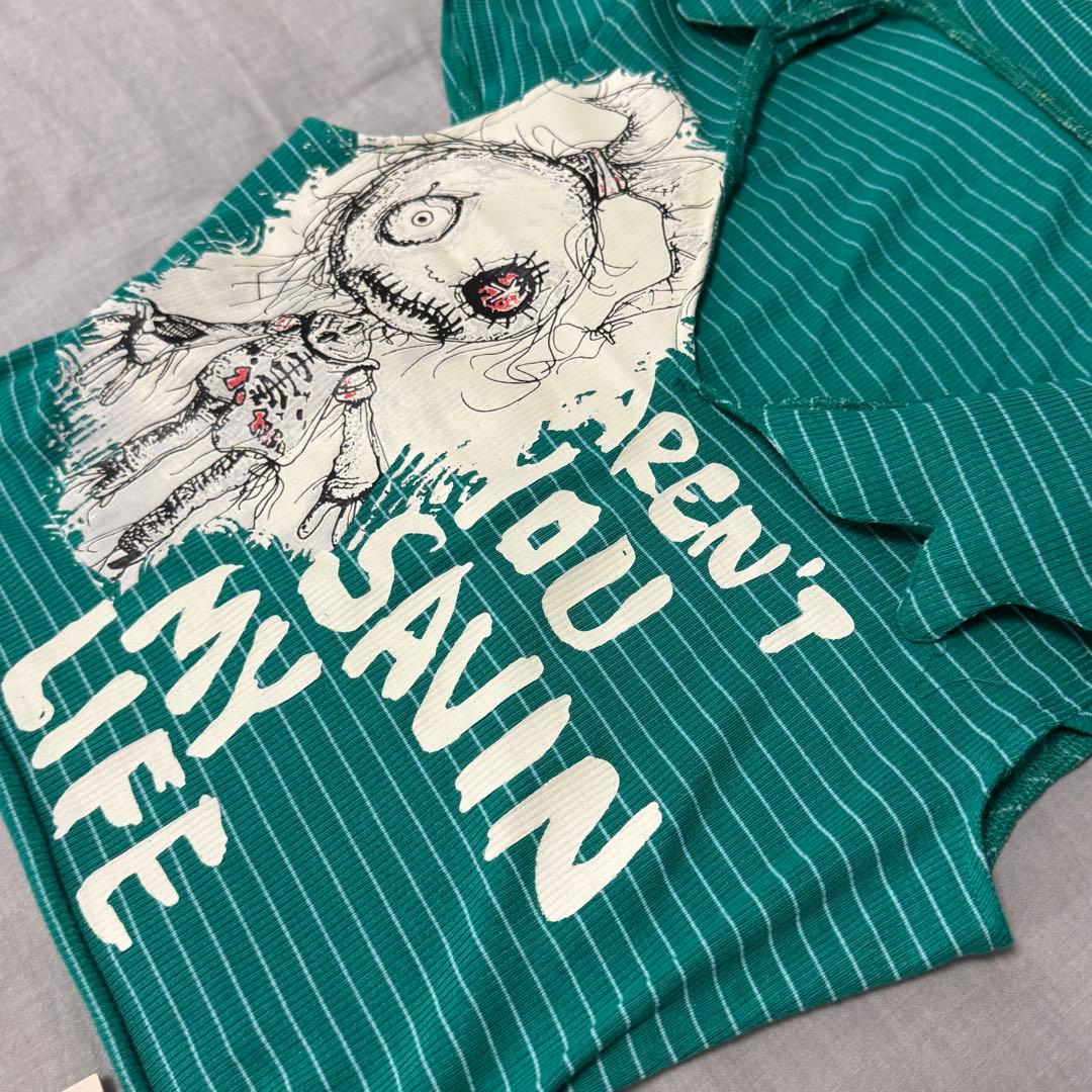 ストライプ クロップドTシャツ Aren't you savin my life