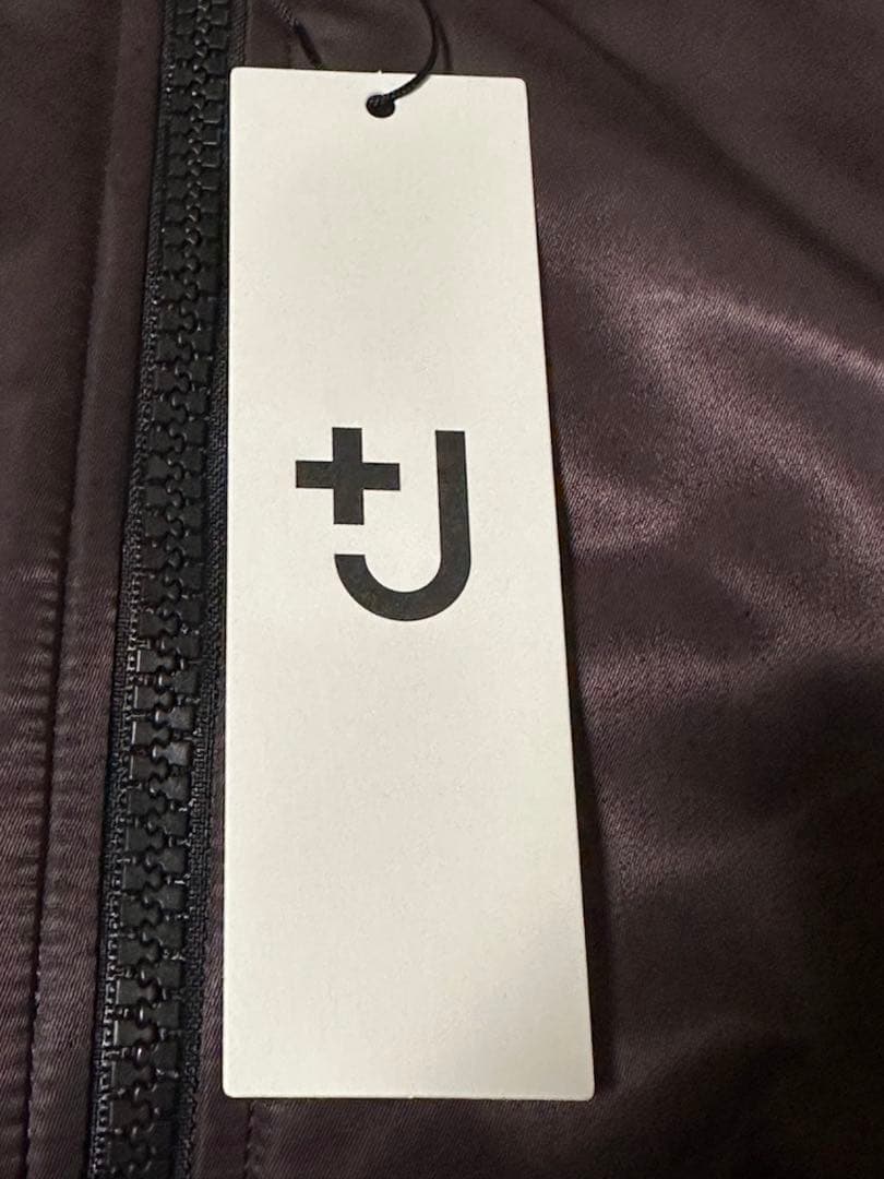 UNIQLO➕JハイブリッドダウンMA-1ブルゾン完売品(エリ付き)