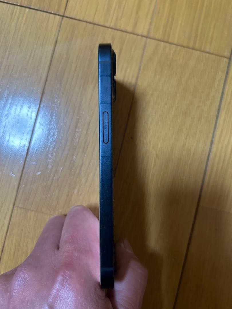 極美品　iPhone１３　バッテリー88%