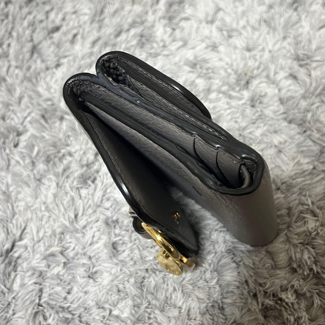 Chloe　クロエ　3つ折り財布　アルファベット　グレー