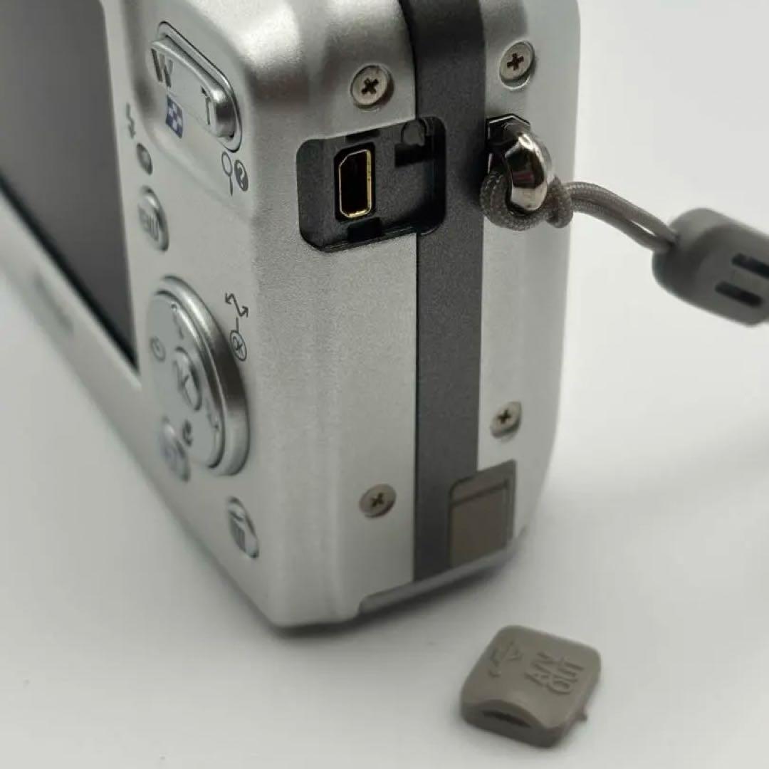 【美品 動作確認◎】Nikon COOLPIX P1 シルバー デジカメ