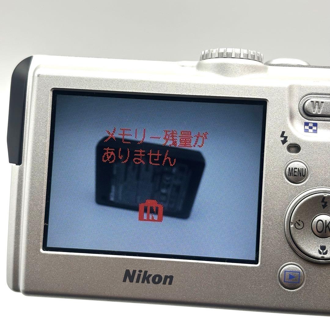 【美品 動作確認◎】Nikon COOLPIX P1 シルバー デジカメ