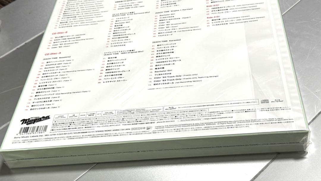 新品EACH TIME 40thAnniversary VOX 完全生産限定盤