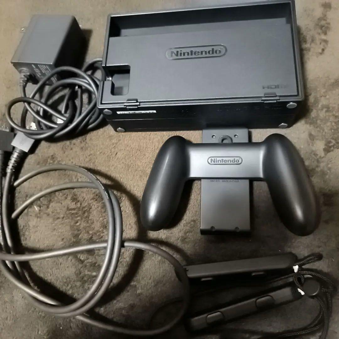 【値下げ】Nintendo Switch 本体 携帯ケース