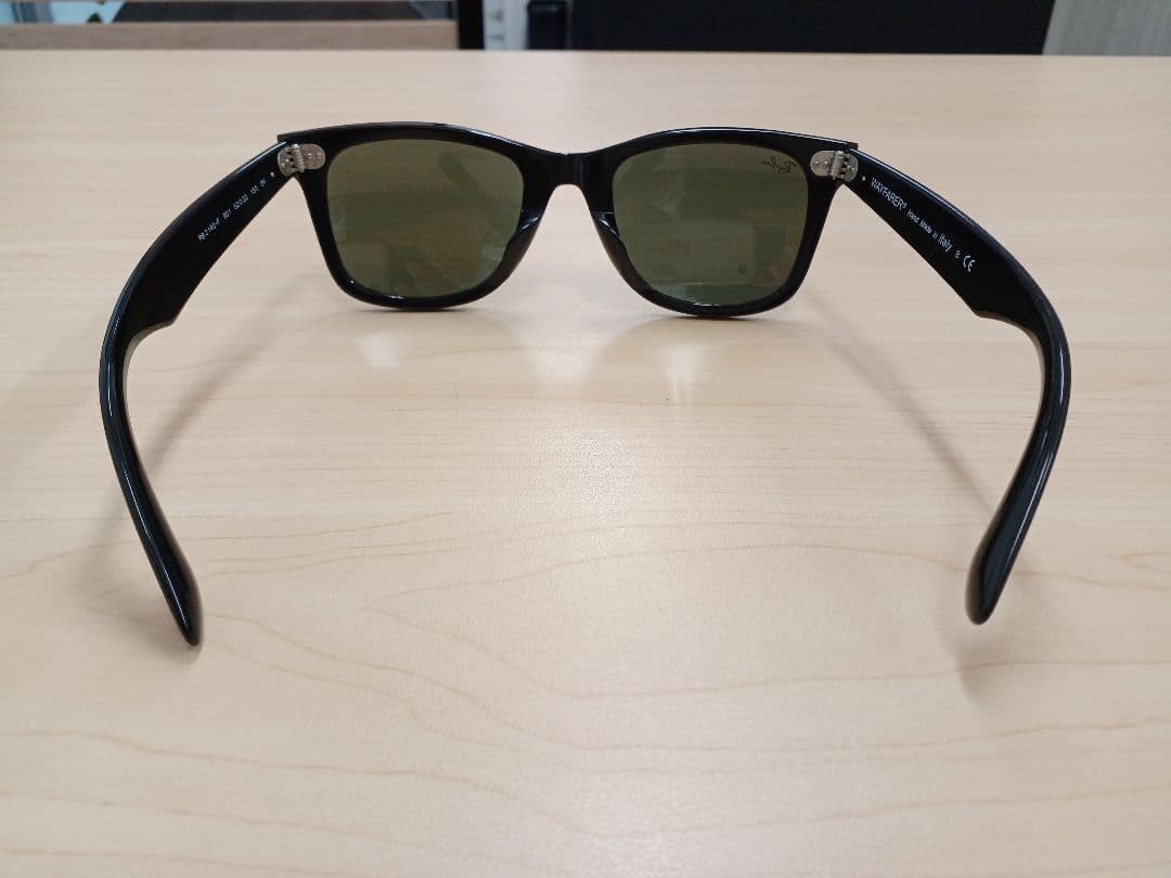 ★Ray-Ban Wayfarer サングラス ケース付き★
