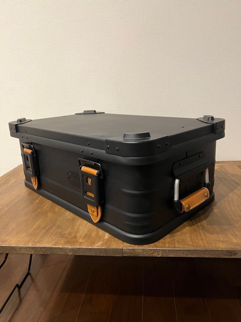 ヴェントラクス アルミニウムコンテナ パンドラ 25L レザーカスタム済み品