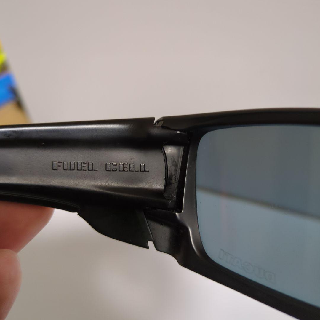 Oakley サングラス ブラック FUELCELL