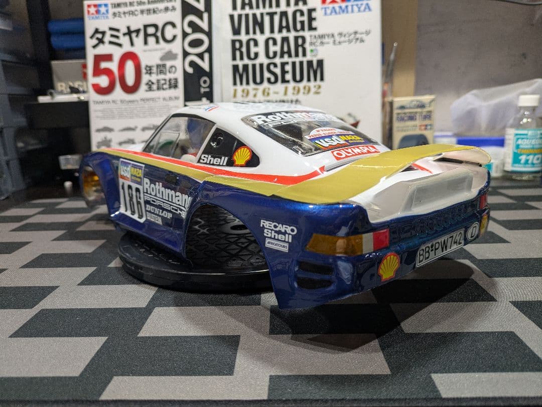 ポルシェ 959 ボディ Mシャーシ