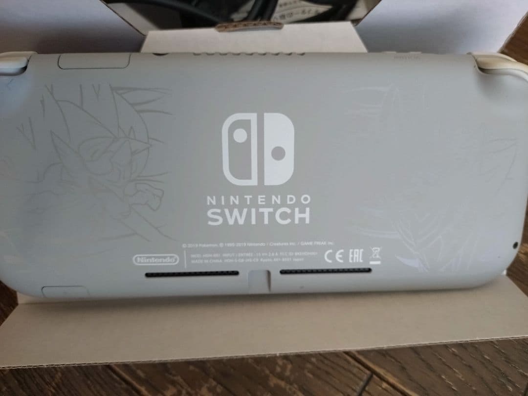 NINTENDO SWITCH LITE ザ・シアン、ザ・マゼンダ
