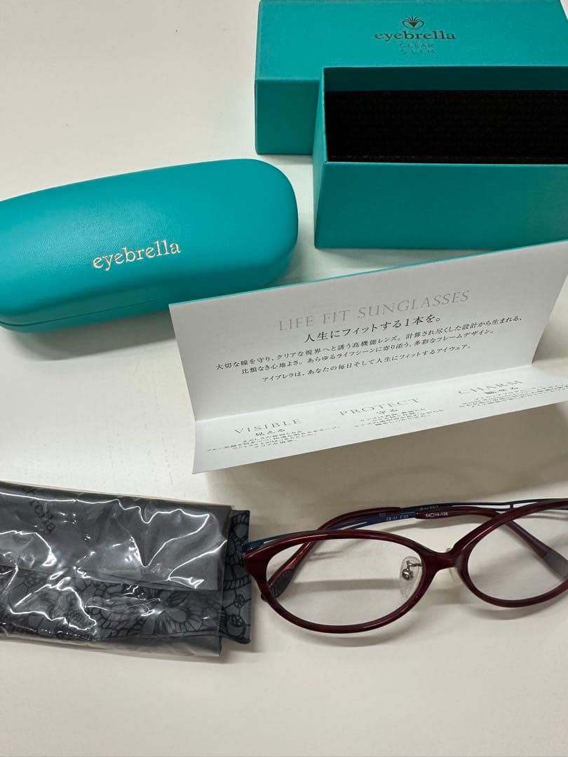eyebrelia ワインレッド オーバルサングラス ケース付き