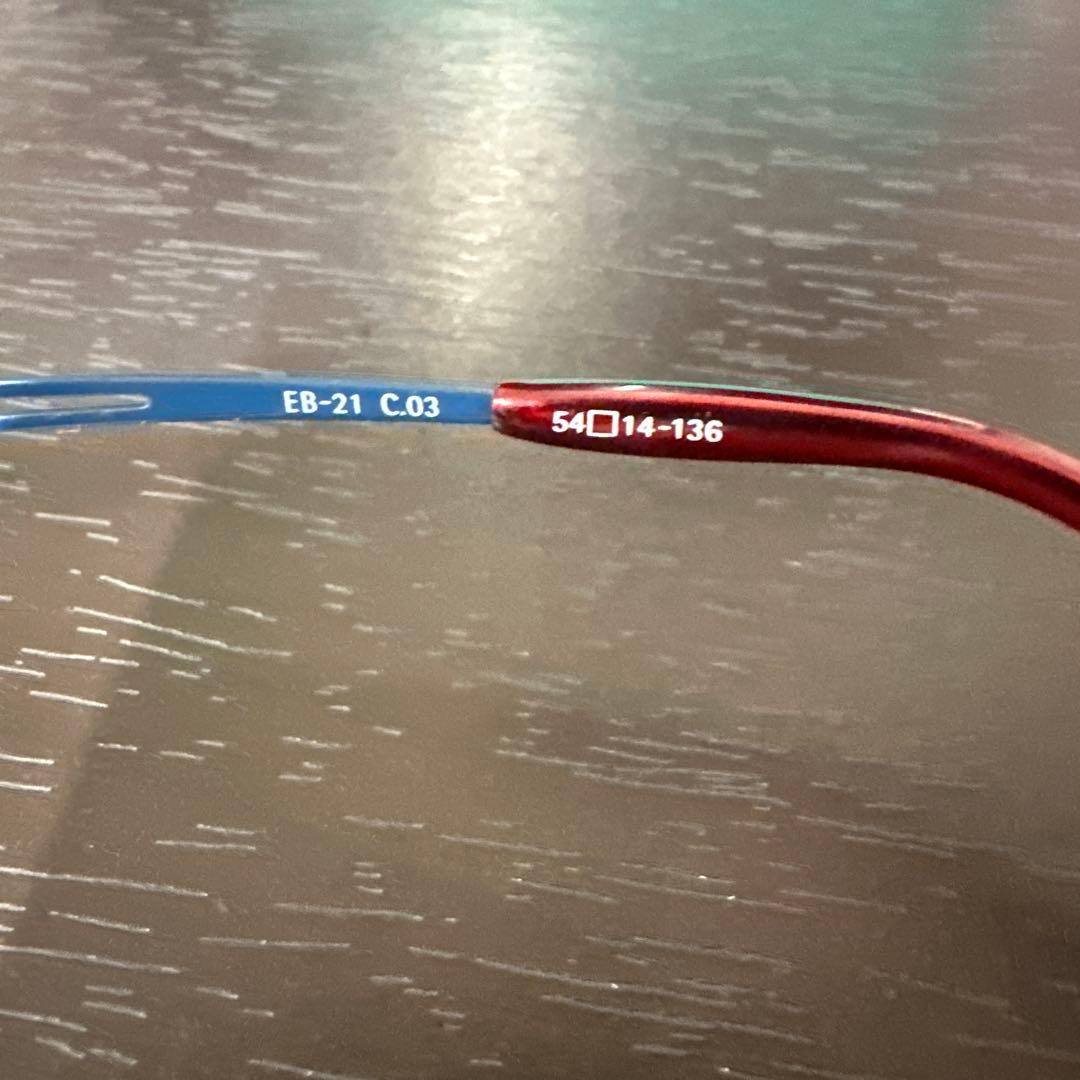 eyebrelia ワインレッド オーバルサングラス ケース付き