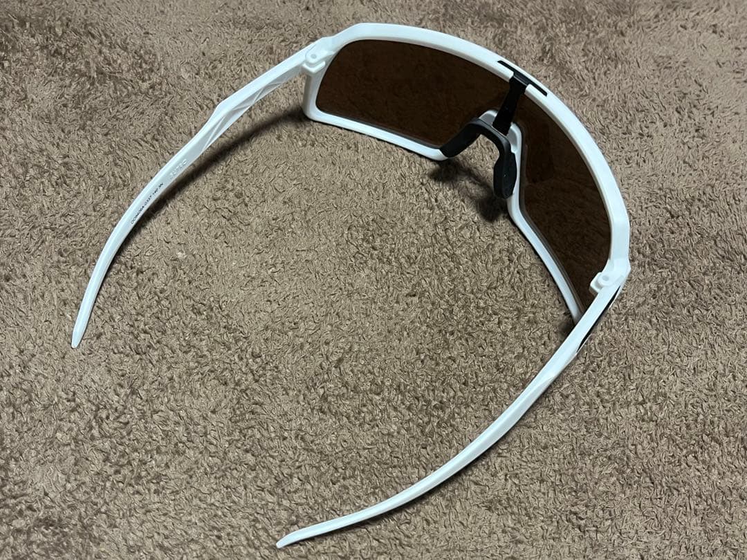 小物 oakley SUTRO