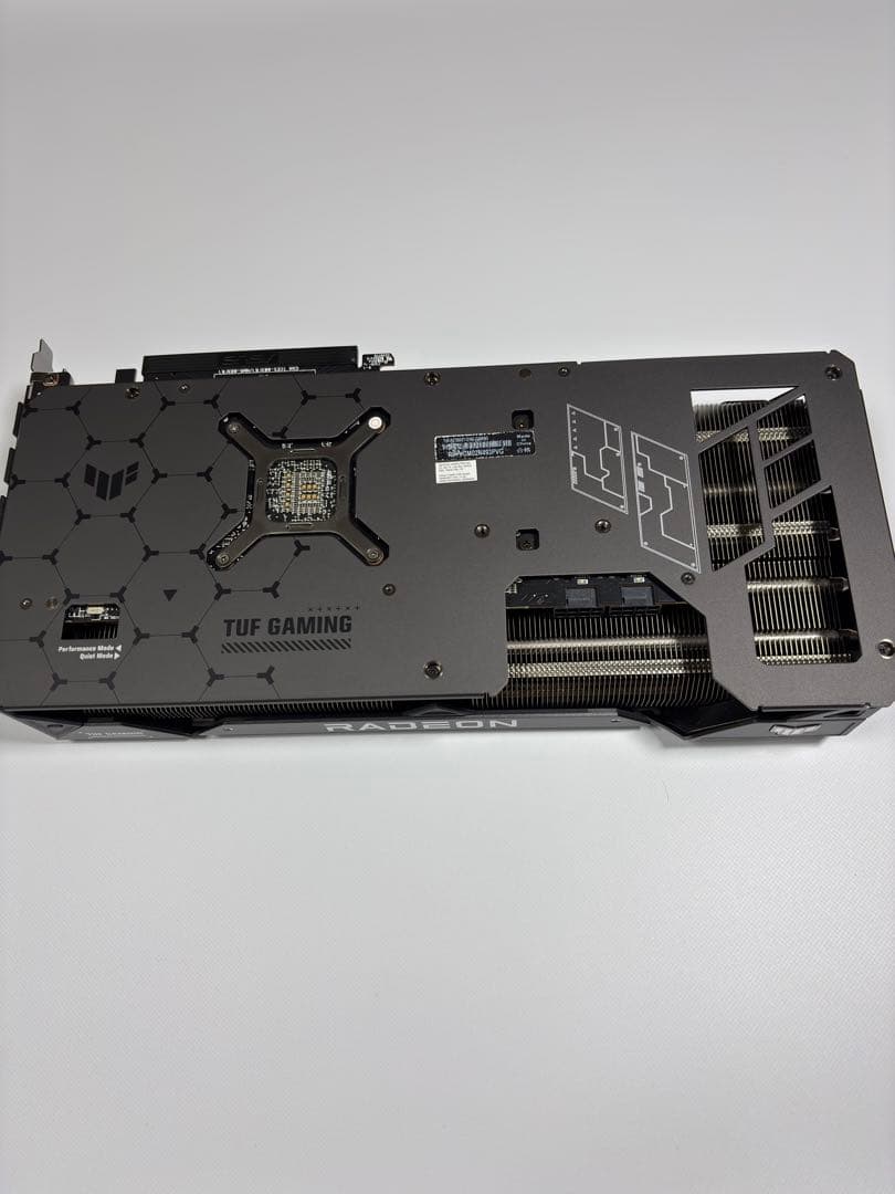 グラフィックボード・グラボ・ビデオカード ASUS TUF GAMING RADEON RX 7800XT OC 16GB
